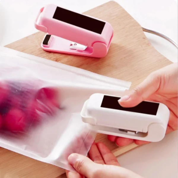 Mini Máquina Seladora Plástico Embalagem Pilha Lacra E Fecha - Imagem 3